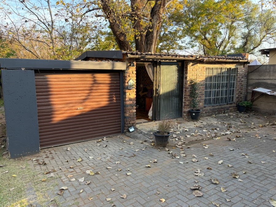 3 Bedroom Property for Sale in Rothdene Gauteng