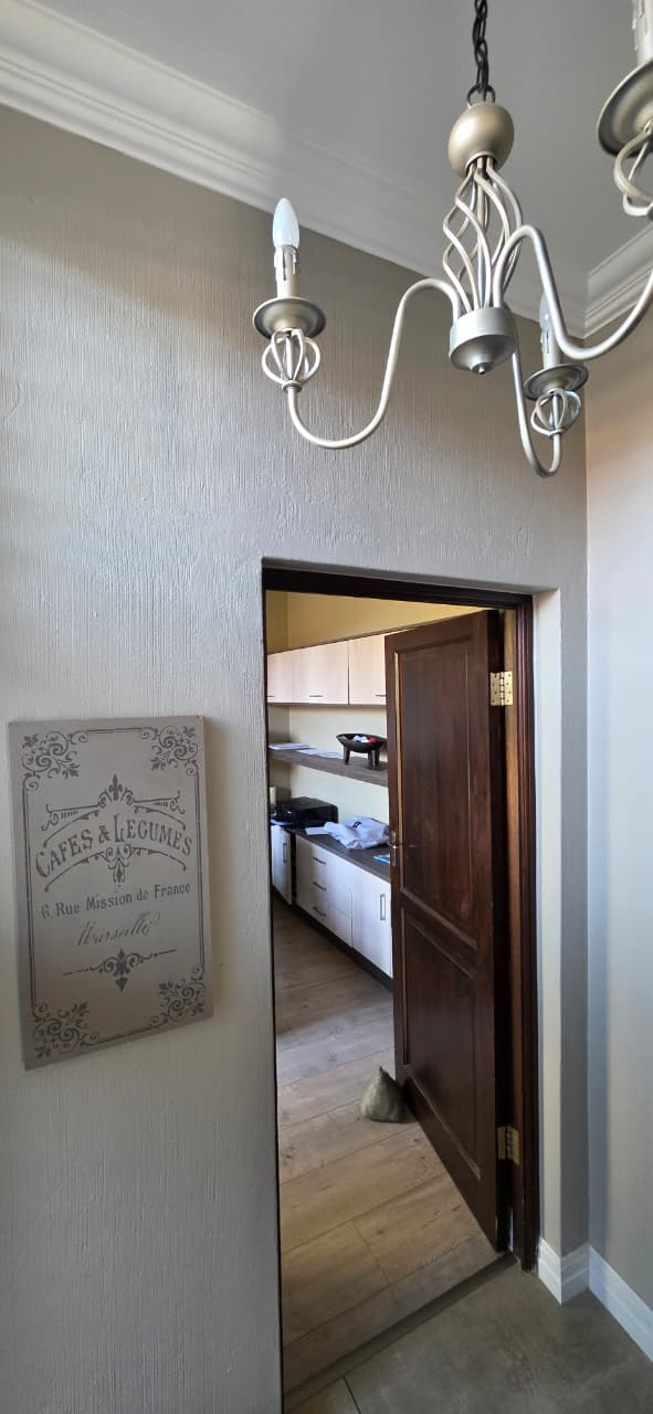 6 Bedroom Property for Sale in Emfuleni Golf Estate Gauteng