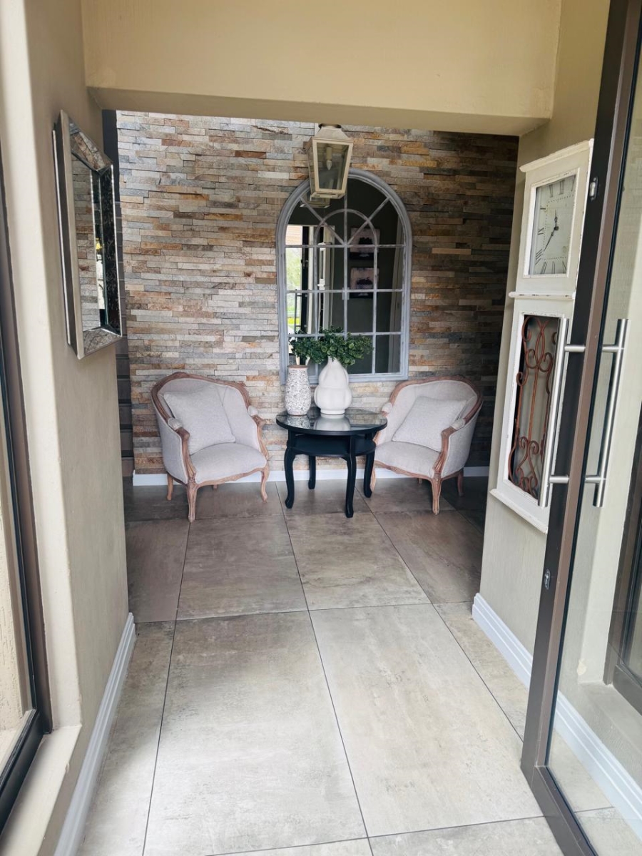6 Bedroom Property for Sale in Emfuleni Golf Estate Gauteng