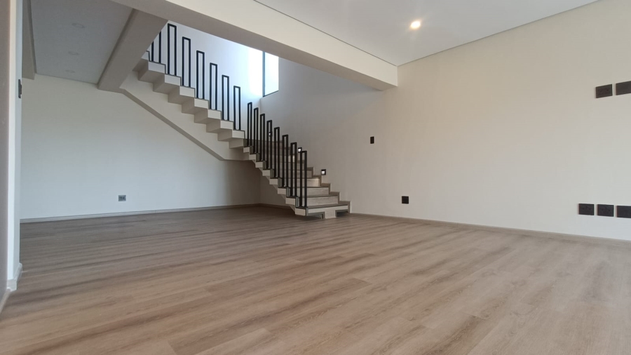 5 Bedroom Property for Sale in Emfuleni Golf Estate Gauteng