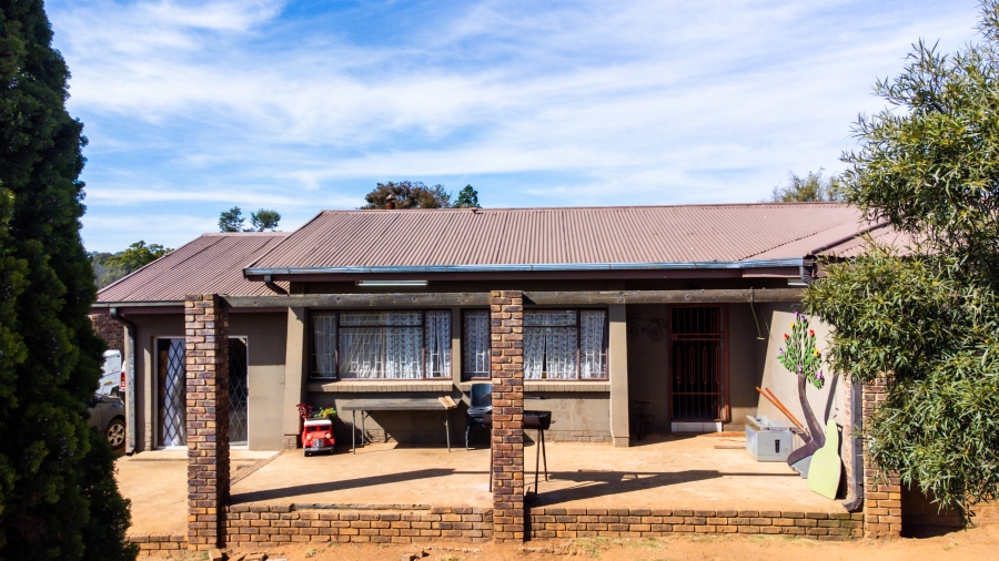 5 Bedroom Property for Sale in Rensburg Gauteng