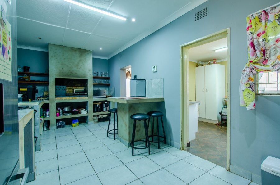 5 Bedroom Property for Sale in Rensburg Gauteng