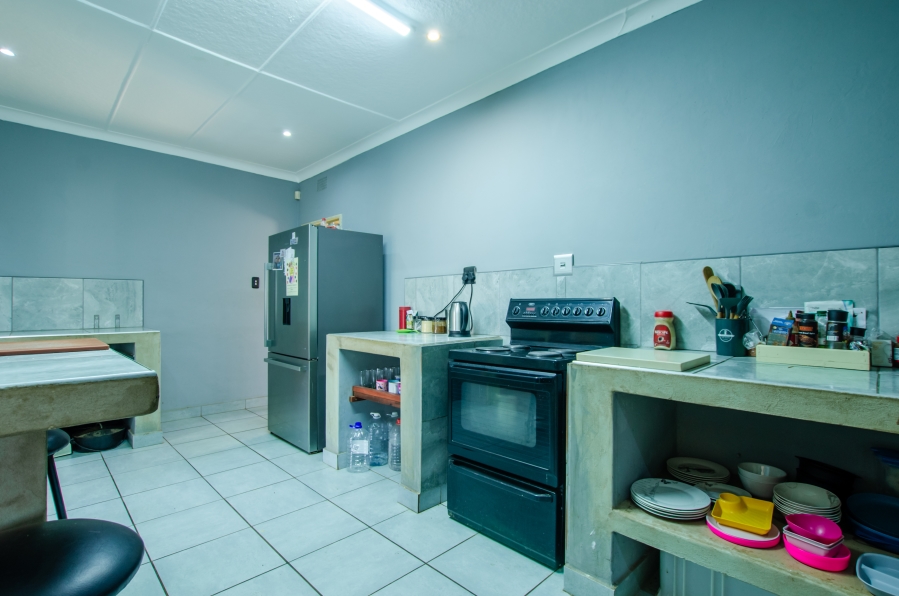 5 Bedroom Property for Sale in Rensburg Gauteng