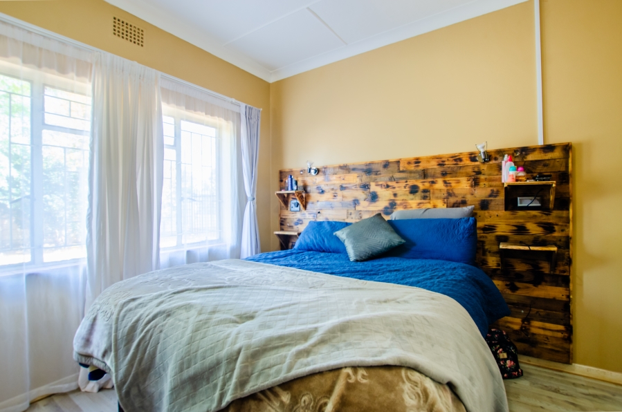 5 Bedroom Property for Sale in Rensburg Gauteng