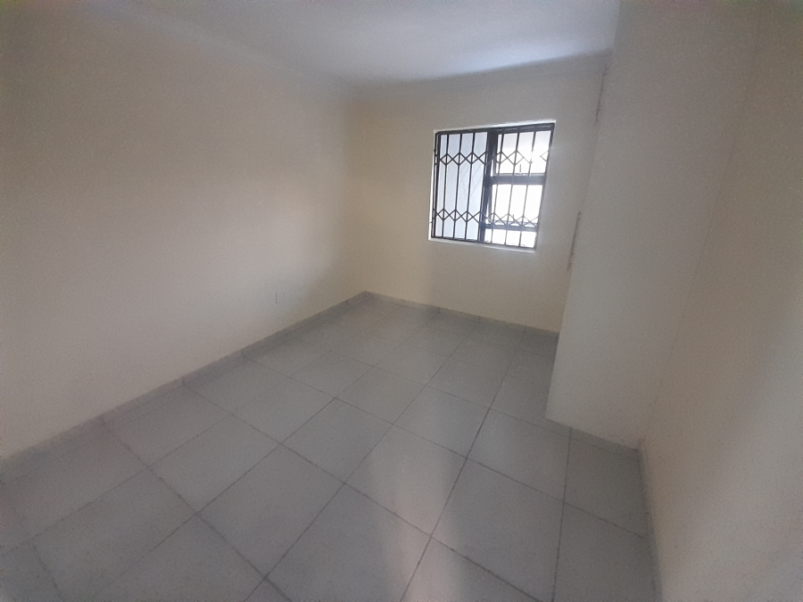 1 Bedroom Property for Sale in The Hill Gauteng