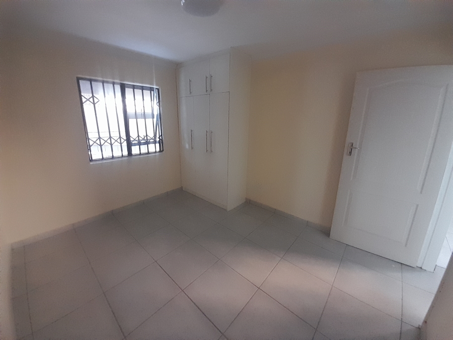 1 Bedroom Property for Sale in The Hill Gauteng