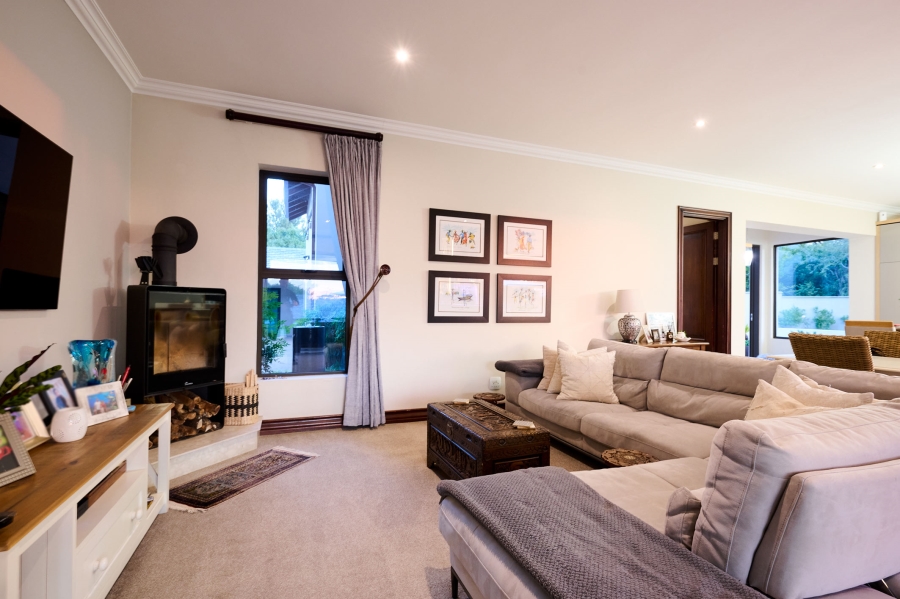 5 Bedroom Property for Sale in Waterfall Equestrian Estate Gauteng
