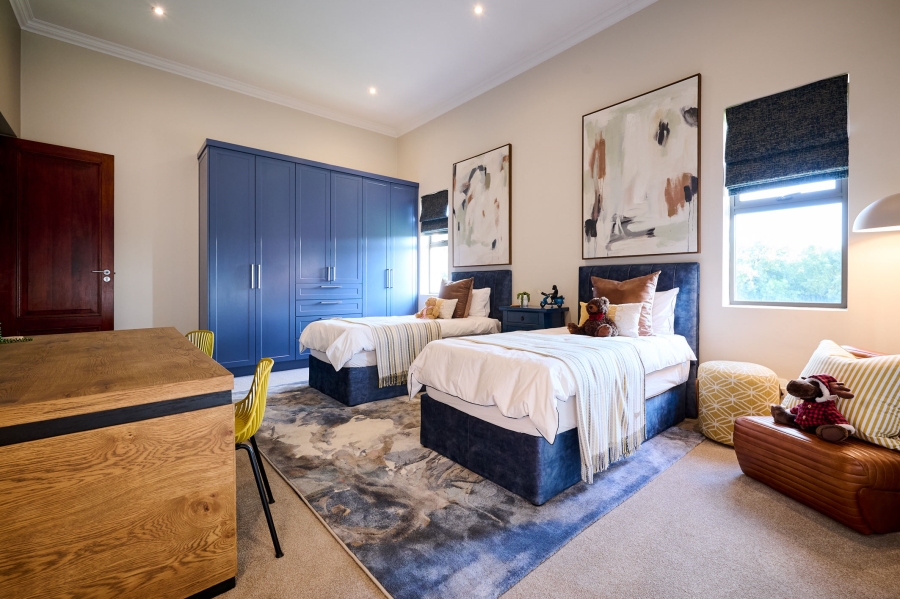 5 Bedroom Property for Sale in Waterfall Equestrian Estate Gauteng