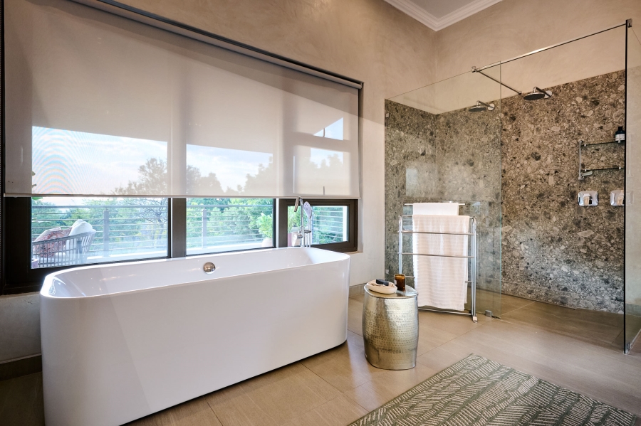 5 Bedroom Property for Sale in Waterfall Equestrian Estate Gauteng