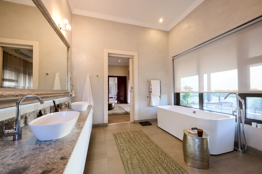 5 Bedroom Property for Sale in Waterfall Equestrian Estate Gauteng