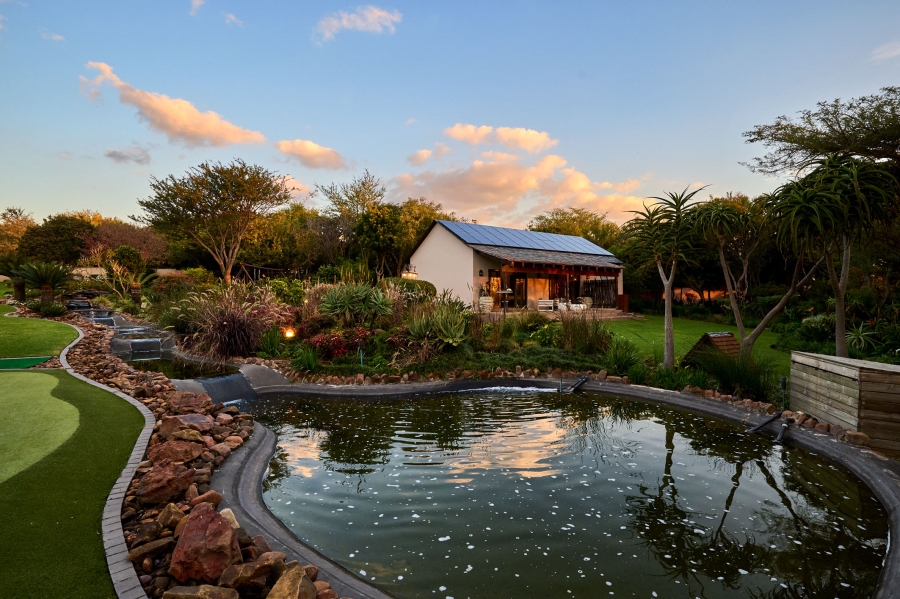 5 Bedroom Property for Sale in Waterfall Equestrian Estate Gauteng