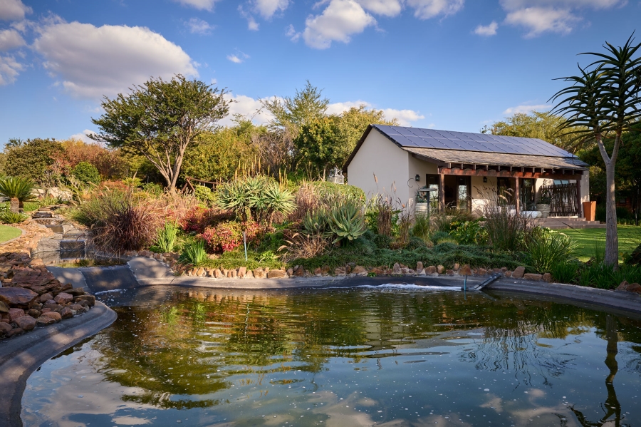 5 Bedroom Property for Sale in Waterfall Equestrian Estate Gauteng