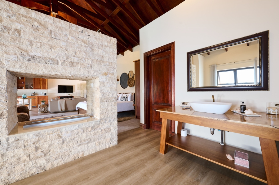 5 Bedroom Property for Sale in Waterfall Equestrian Estate Gauteng
