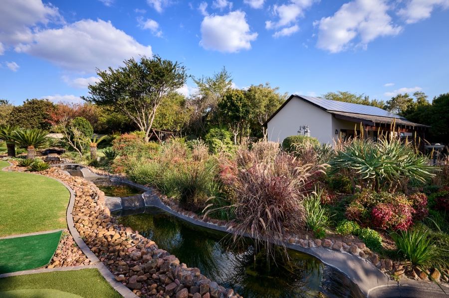 5 Bedroom Property for Sale in Waterfall Equestrian Estate Gauteng