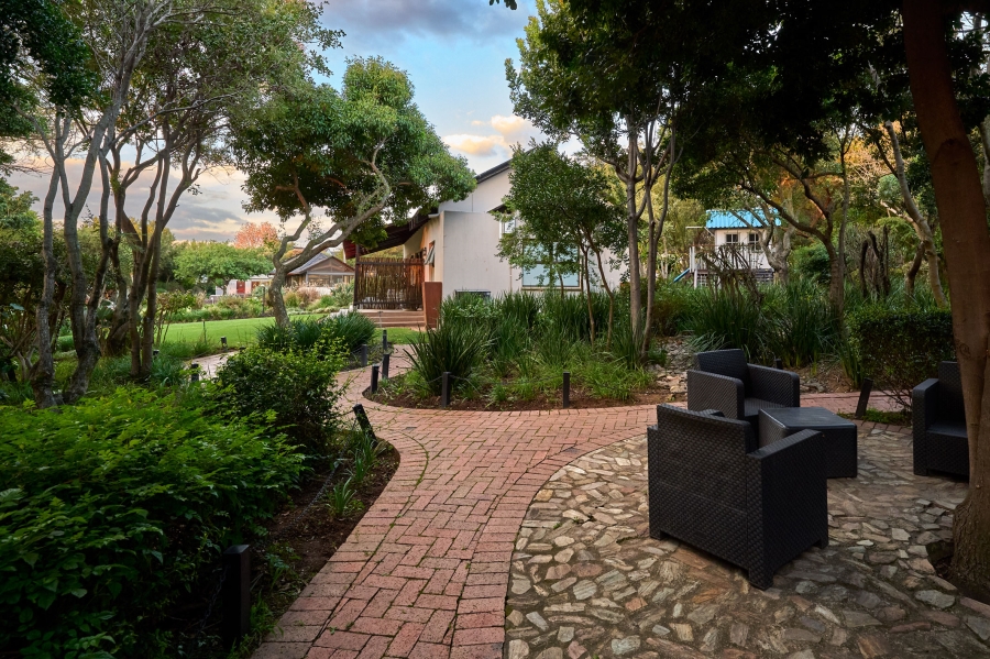 5 Bedroom Property for Sale in Waterfall Equestrian Estate Gauteng
