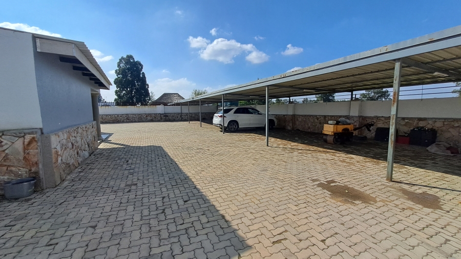 Commercial Property for Sale in Spaarwater Gauteng
