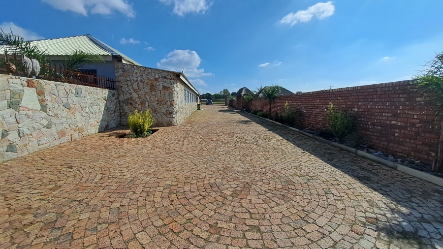 Commercial Property for Sale in Spaarwater Gauteng