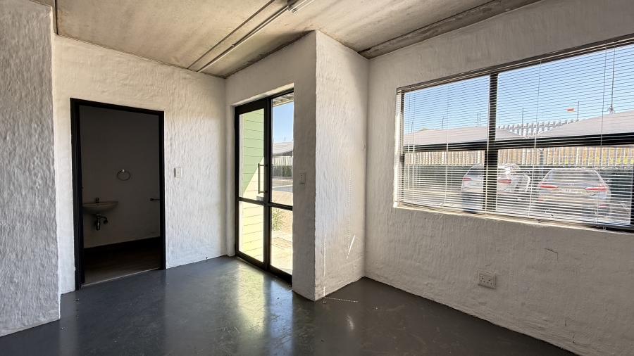 To Let Commercial Property for Rent in President Park Gauteng