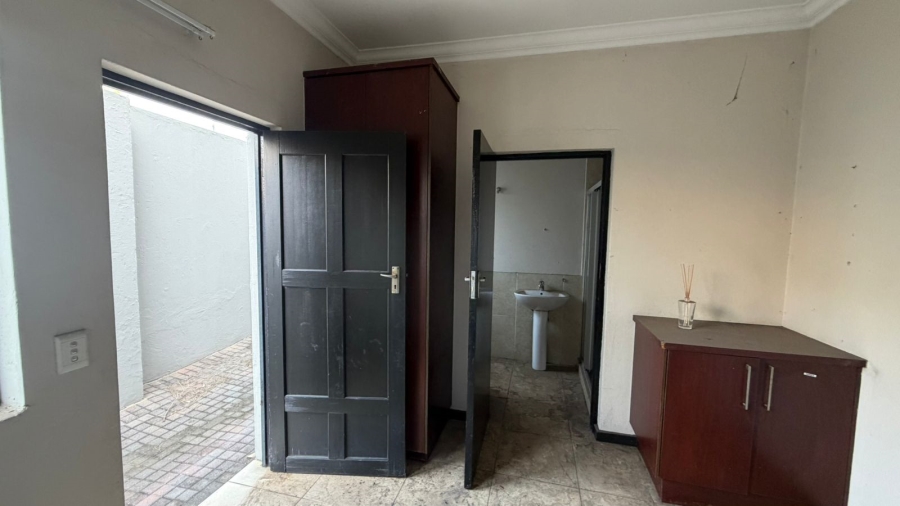 4 Bedroom Property for Sale in Morningside Gauteng