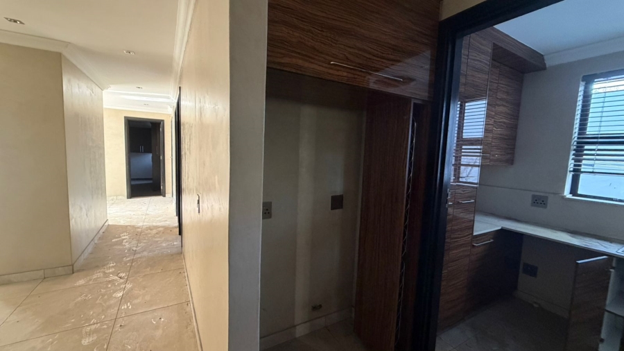 4 Bedroom Property for Sale in Morningside Gauteng