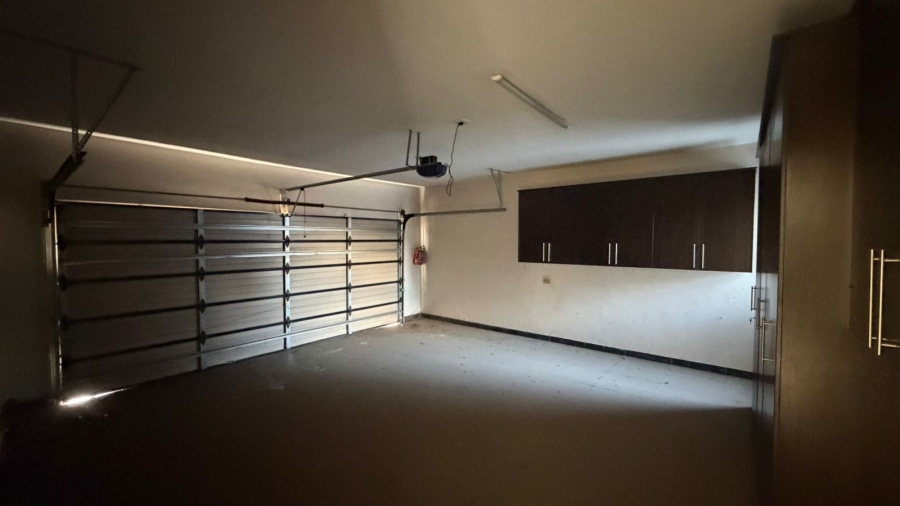 4 Bedroom Property for Sale in Morningside Gauteng