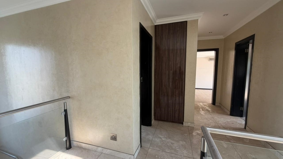 4 Bedroom Property for Sale in Morningside Gauteng