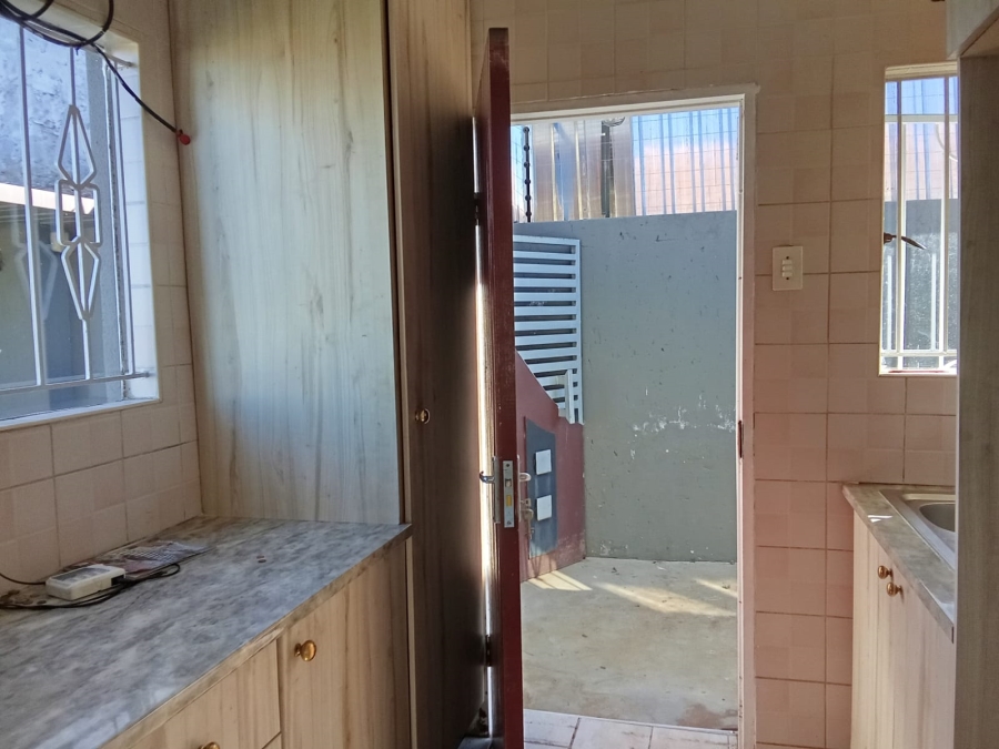 2 Bedroom Property for Sale in Naturena Gauteng