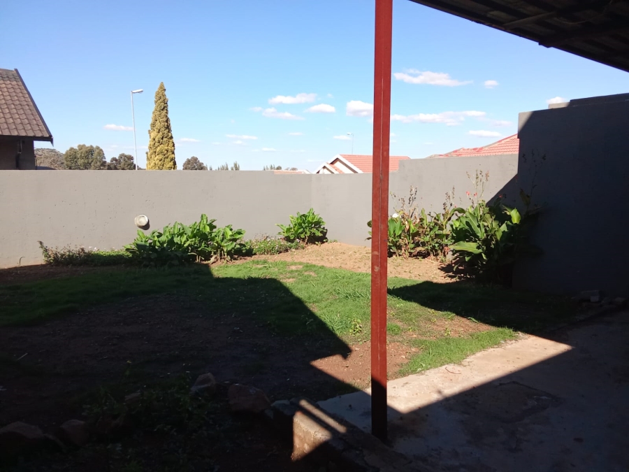 2 Bedroom Property for Sale in Naturena Gauteng