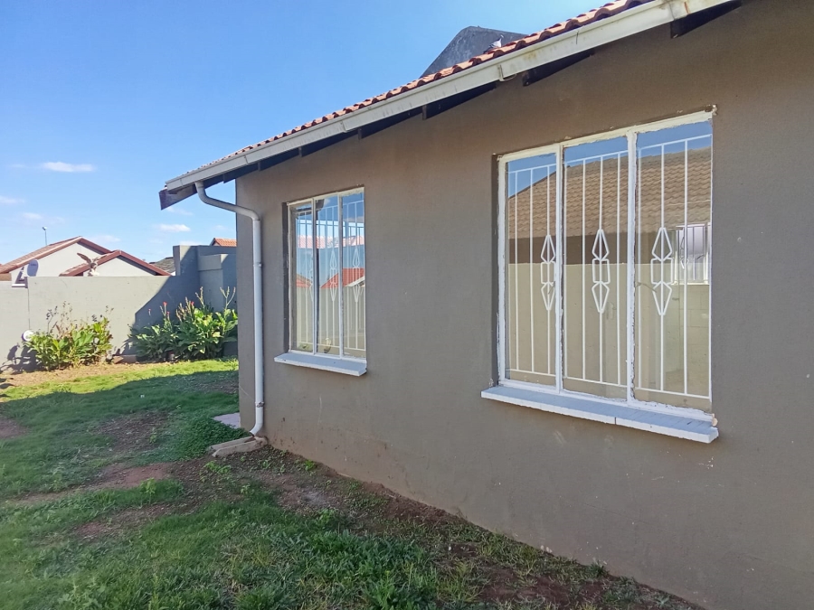 2 Bedroom Property for Sale in Naturena Gauteng