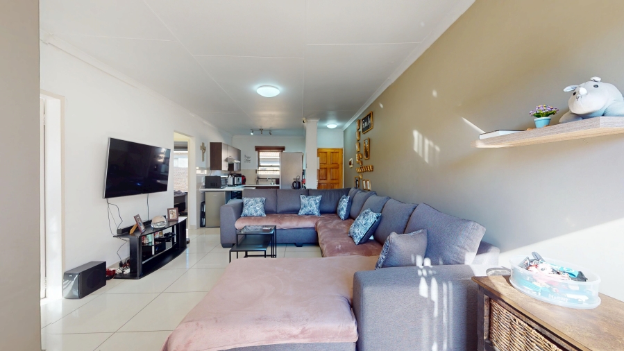2 Bedroom Property for Sale in Parkrand Gauteng