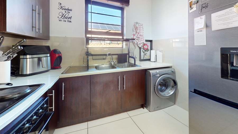 2 Bedroom Property for Sale in Parkrand Gauteng