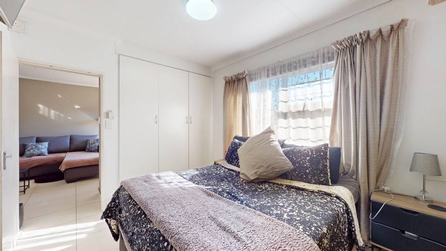 2 Bedroom Property for Sale in Parkrand Gauteng