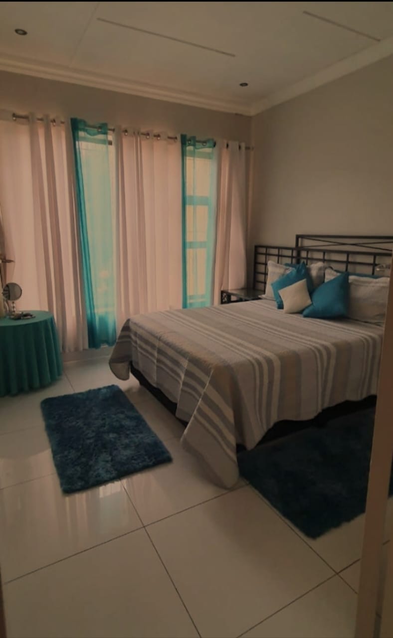3 Bedroom Property for Sale in Linmeyer Gauteng