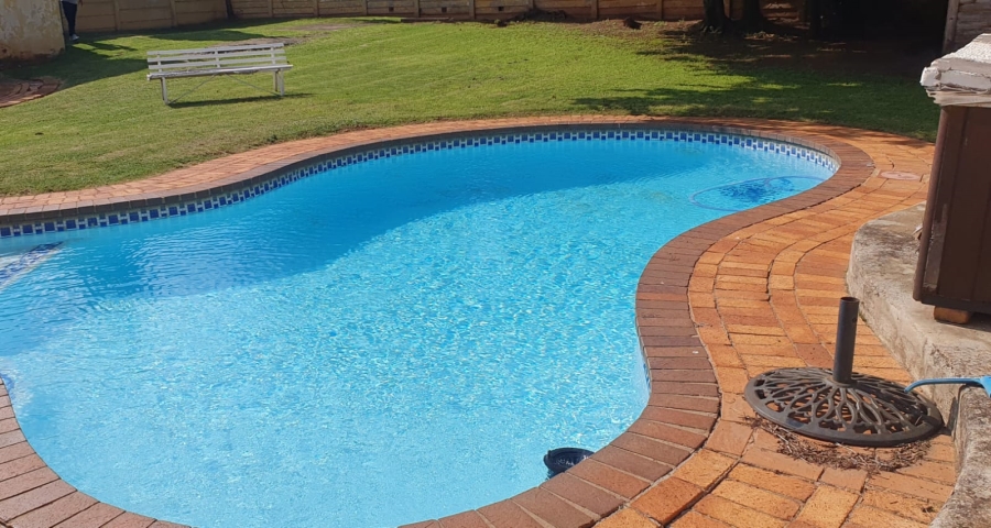 3 Bedroom Property for Sale in Linmeyer Gauteng