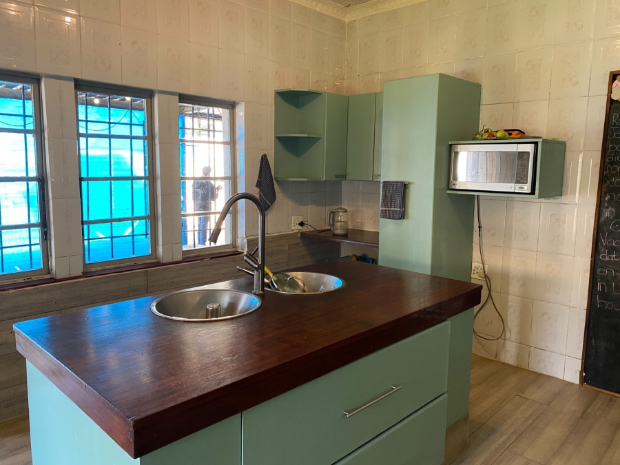 3 Bedroom Property for Sale in Edenvale Central Gauteng
