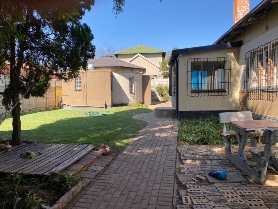 3 Bedroom Property for Sale in Edenvale Central Gauteng