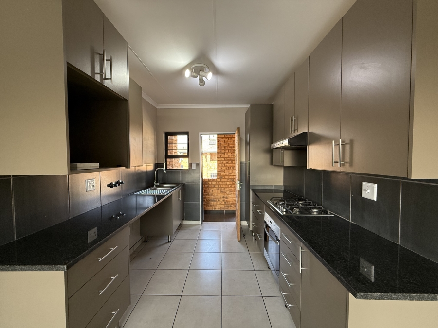 To Let 3 Bedroom Property for Rent in Ravenswood Gauteng