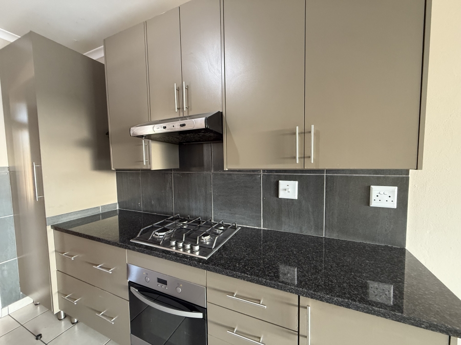 To Let 3 Bedroom Property for Rent in Ravenswood Gauteng
