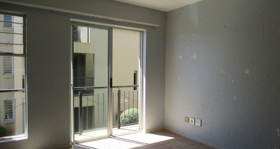 2 Bedroom Property for Sale in Klippoortje Gauteng