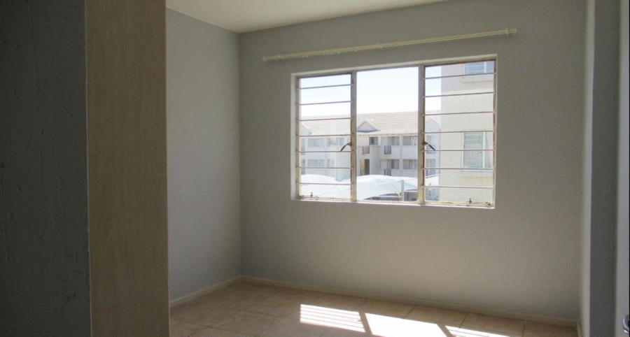 2 Bedroom Property for Sale in Klippoortje Gauteng