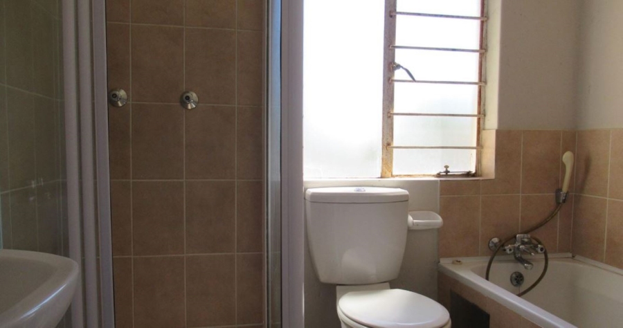 2 Bedroom Property for Sale in Klippoortje Gauteng
