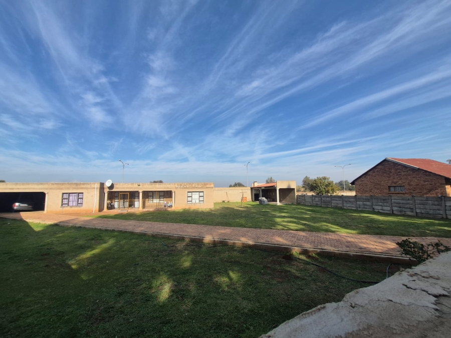 0 Bedroom Property for Sale in Unitas Park Gauteng