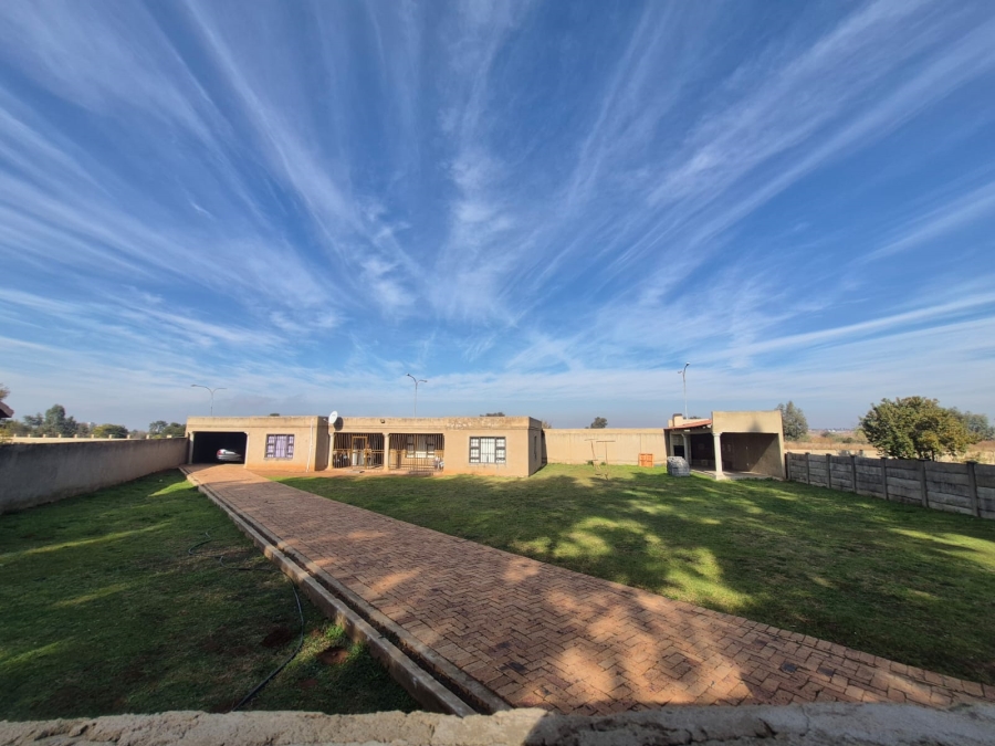 0 Bedroom Property for Sale in Unitas Park Gauteng