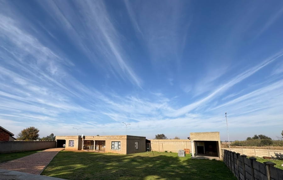 0 Bedroom Property for Sale in Unitas Park Gauteng