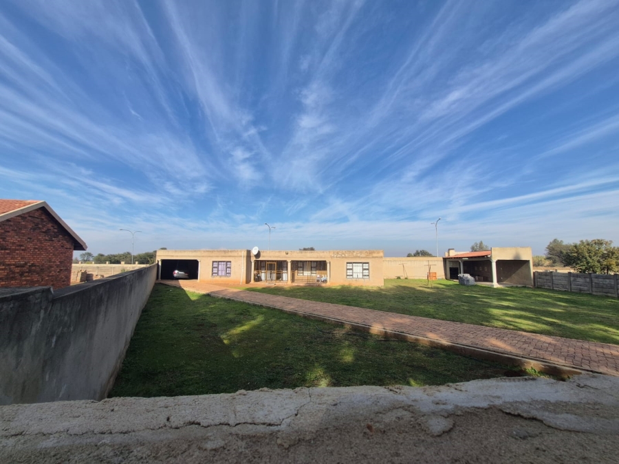 0 Bedroom Property for Sale in Unitas Park Gauteng