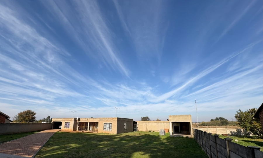 0 Bedroom Property for Sale in Unitas Park Gauteng