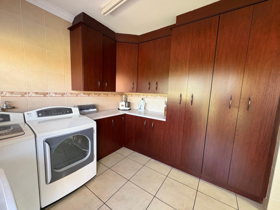 6 Bedroom Property for Sale in Meyerton Ext 6 Gauteng