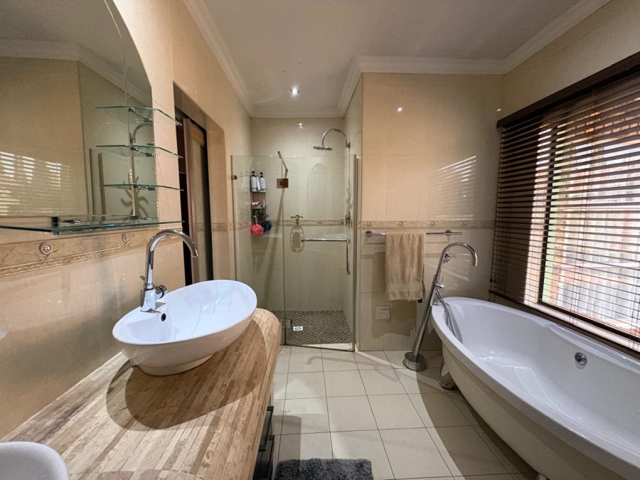 6 Bedroom Property for Sale in Meyerton Ext 6 Gauteng