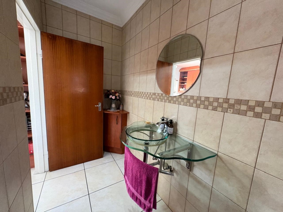 6 Bedroom Property for Sale in Meyerton Ext 6 Gauteng