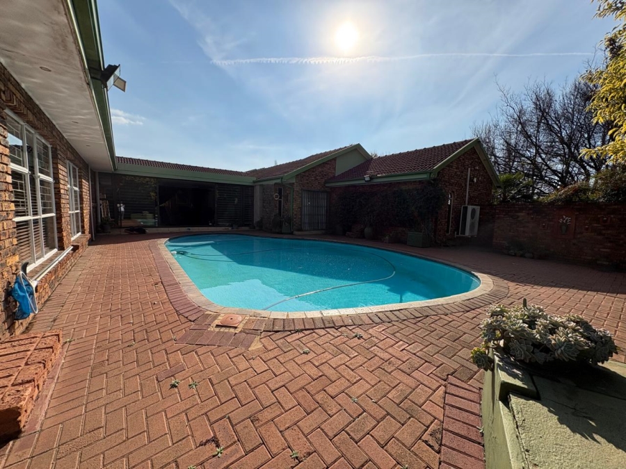 6 Bedroom Property for Sale in Meyerton Ext 6 Gauteng